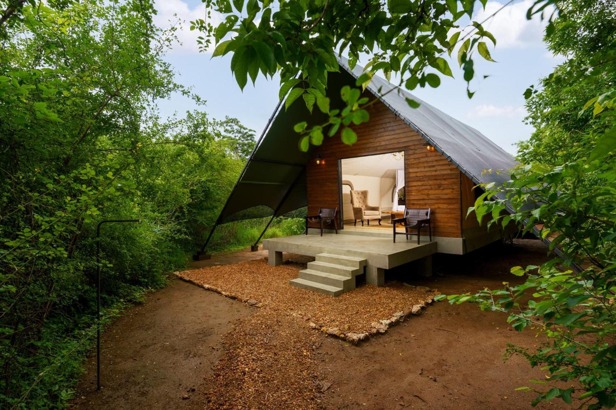 Makini Bush Camp, Tente de luxe Yala