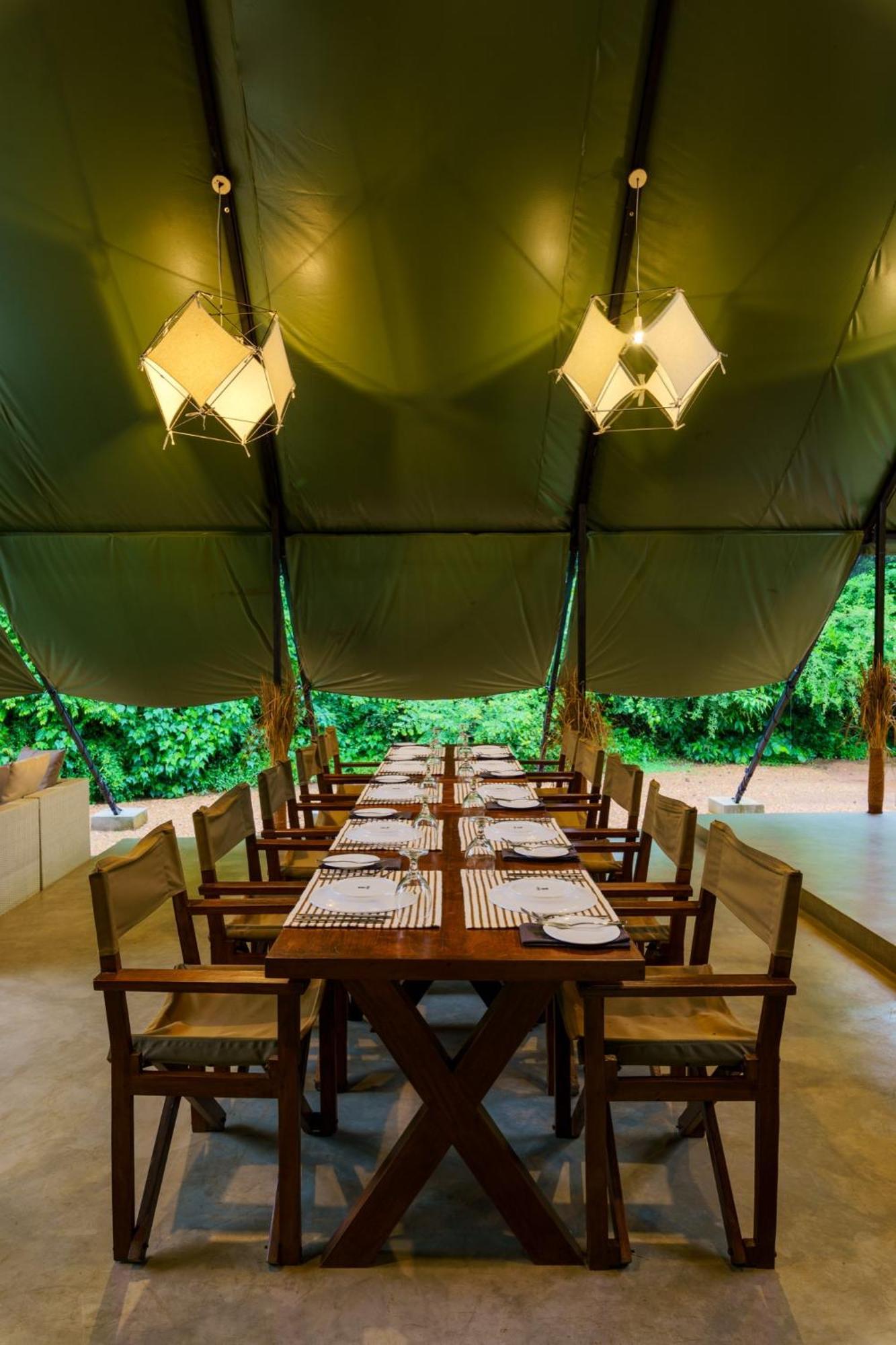 Makini Bush Camp, Tente de luxe 5*