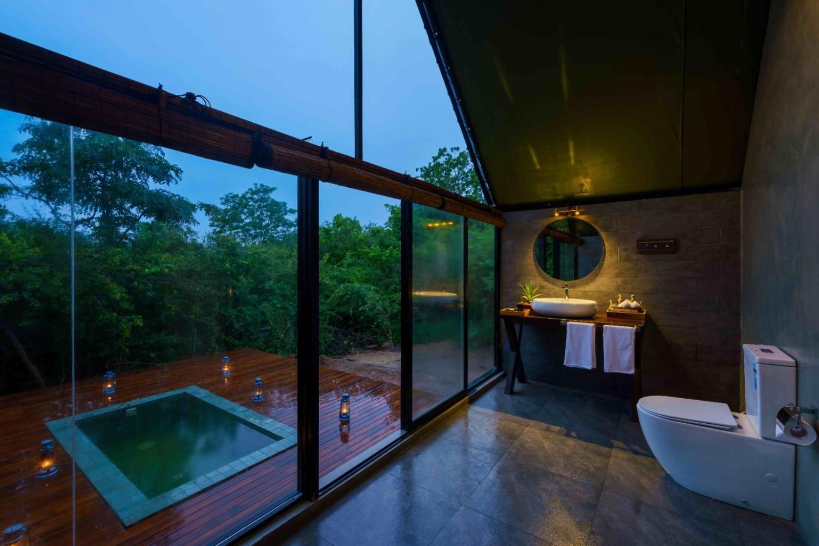Makini Bush Camp, Tente de luxe 5*